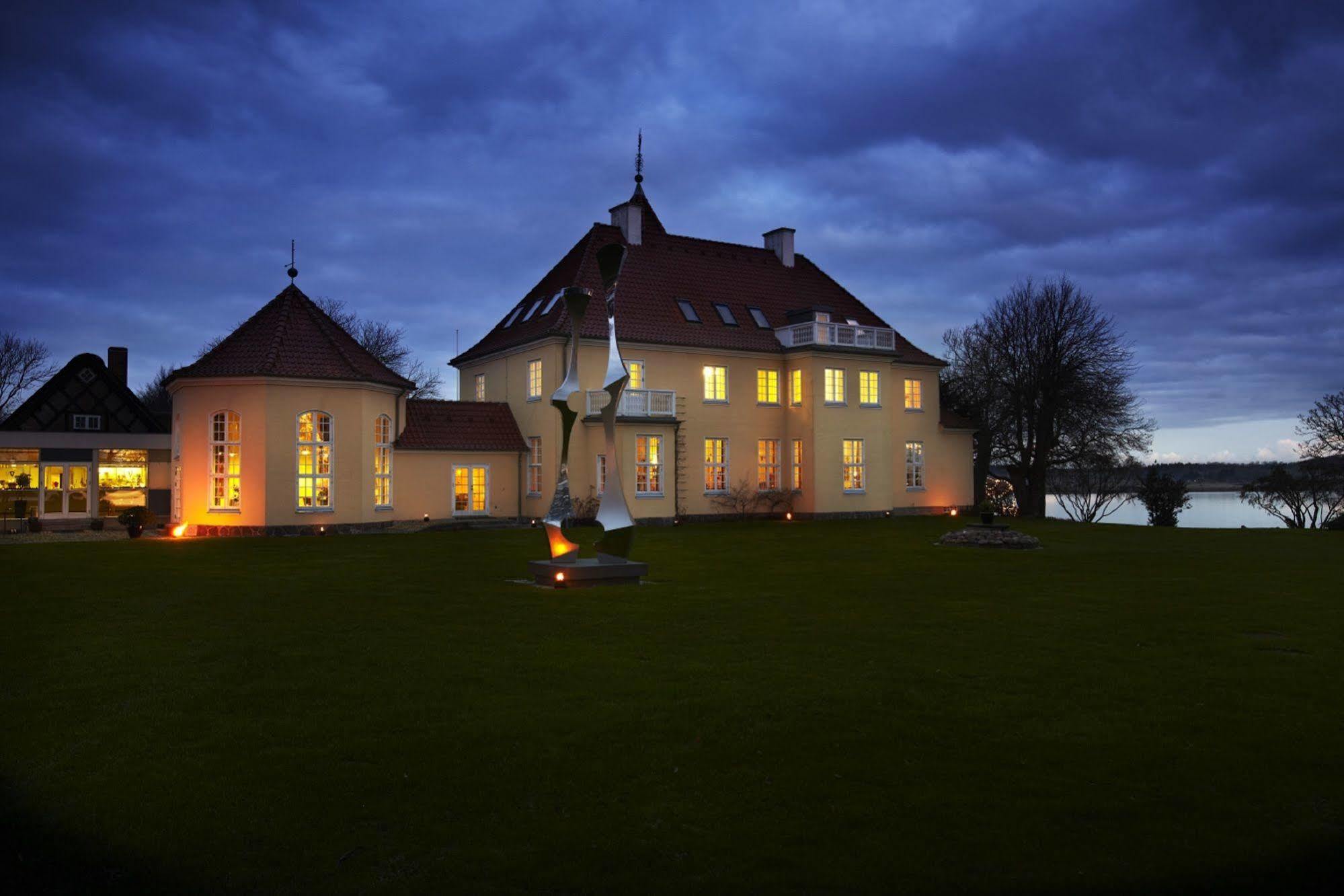 Gl. Avernaes Sinatur Hotel & Konference Ebberup Zewnętrze zdjęcie